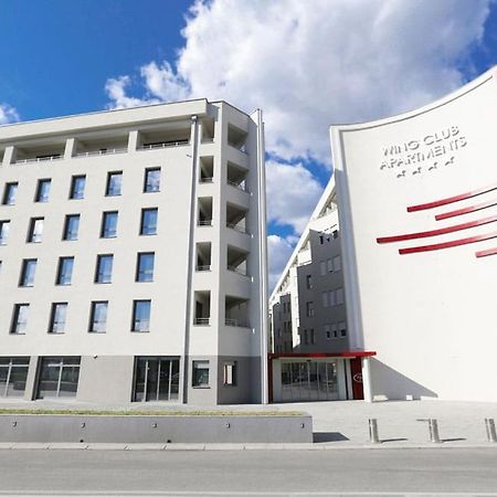 Dobi Apartmani Wing ヤゴディナ エクステリア 写真